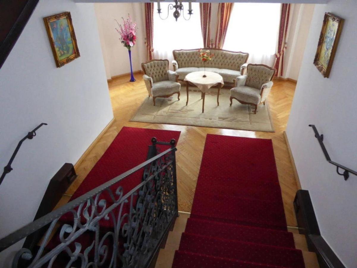 Viilla Rezidence Bed and Breakfast Kudowa-Zdrój Eksteriør billede
