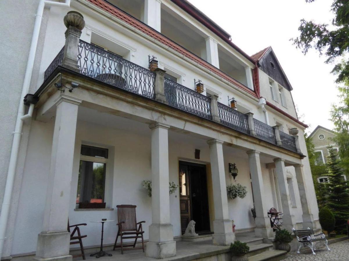 Viilla Rezidence Bed and Breakfast Kudowa-Zdrój Eksteriør billede